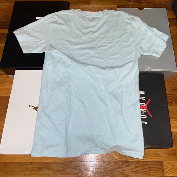 Gumy Tee - Picture 3 of 4